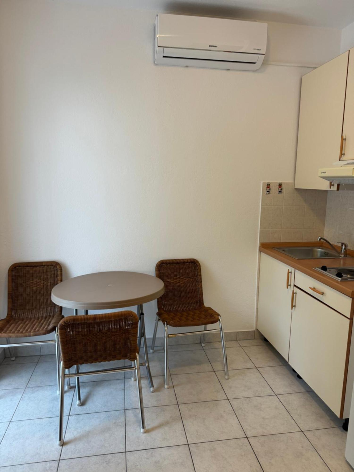 House 100M From The Beach With Free Parking And Breakfast บาชกาโวดา ภายนอก รูปภาพ