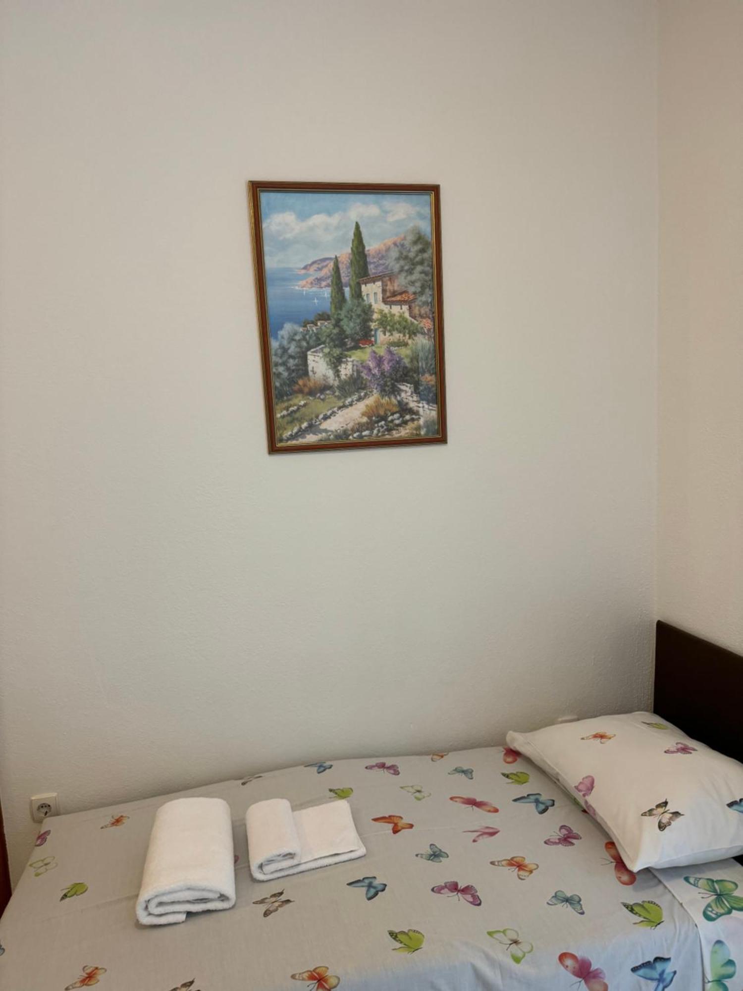 House 100M From The Beach With Free Parking And Breakfast บาชกาโวดา ภายนอก รูปภาพ