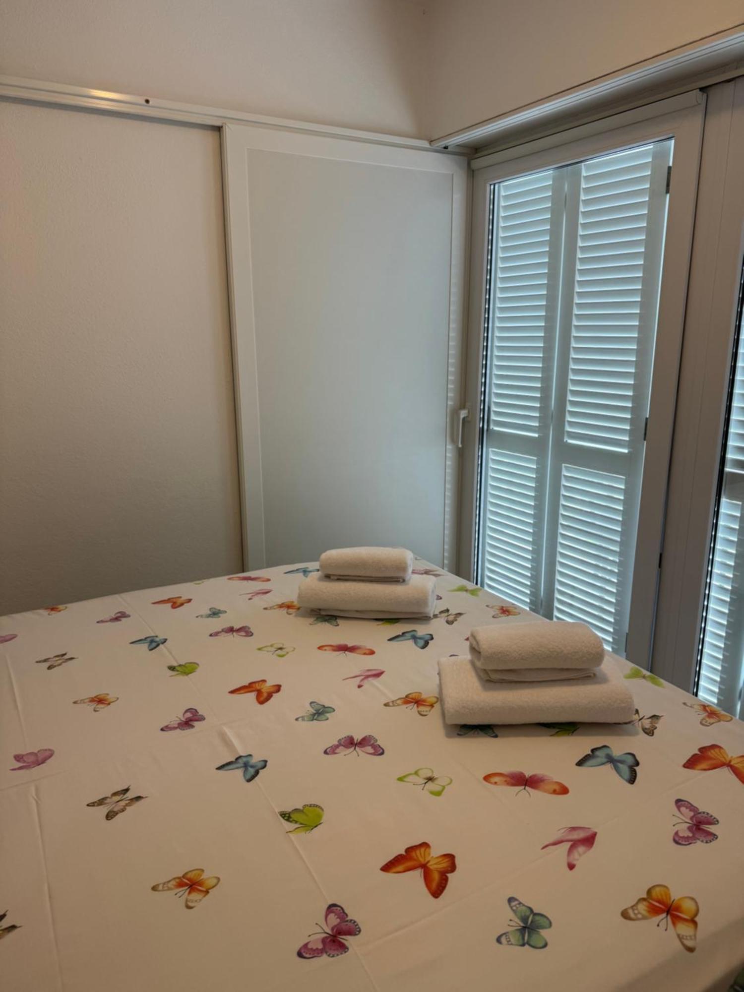 House 100M From The Beach With Free Parking And Breakfast บาชกาโวดา ภายนอก รูปภาพ