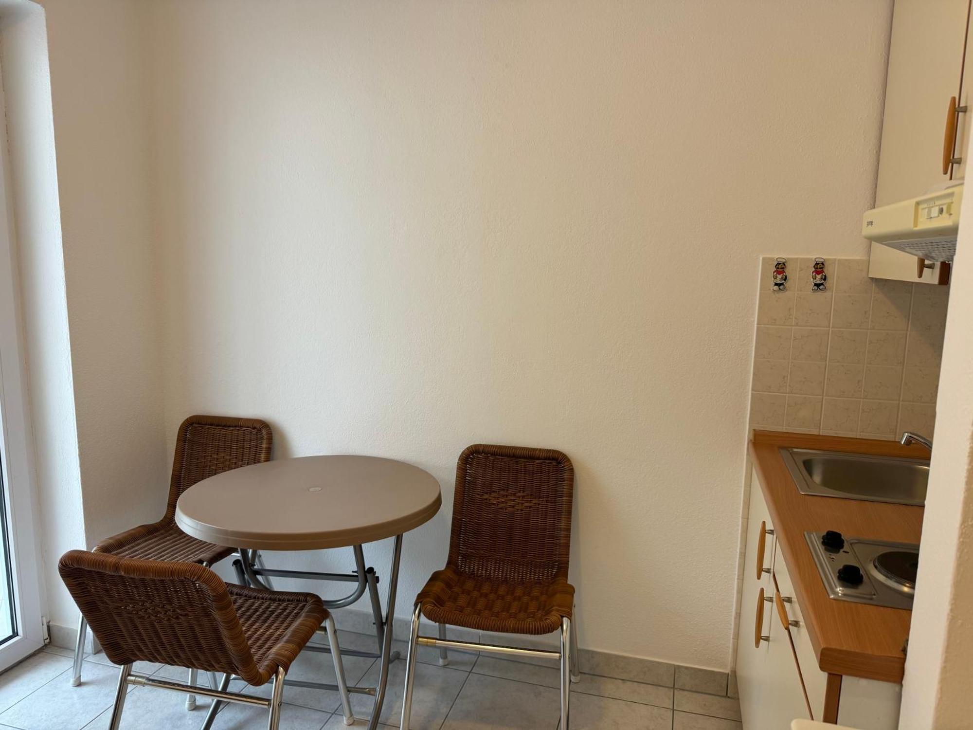 House 100M From The Beach With Free Parking And Breakfast บาชกาโวดา ภายนอก รูปภาพ